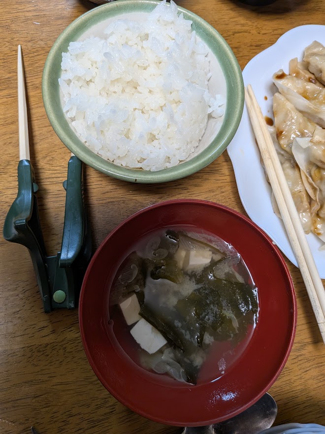 9月23日の夕食のご飯と汁物