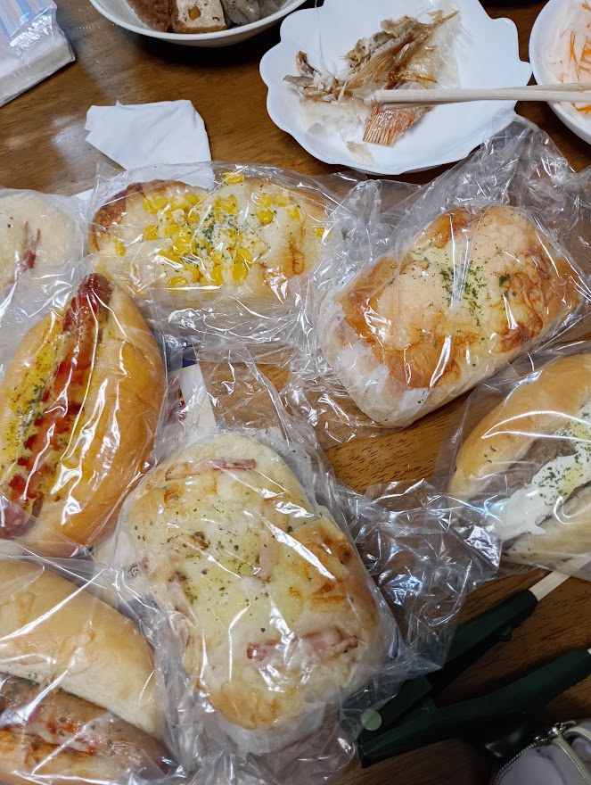 晩御飯のパンいろいろ
