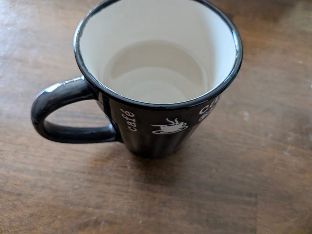 朝の白湯のみのカップ