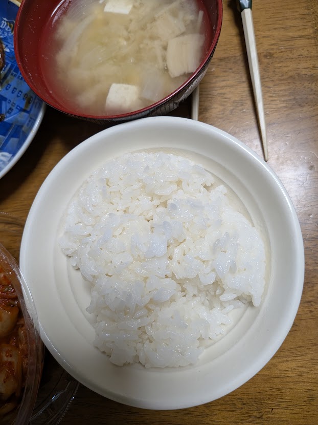 夕食のご飯と汁物