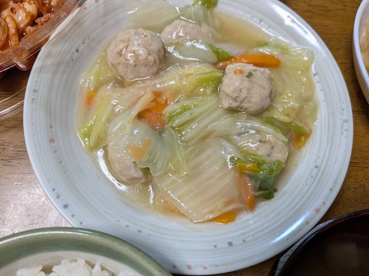 肉団子と野菜の料理