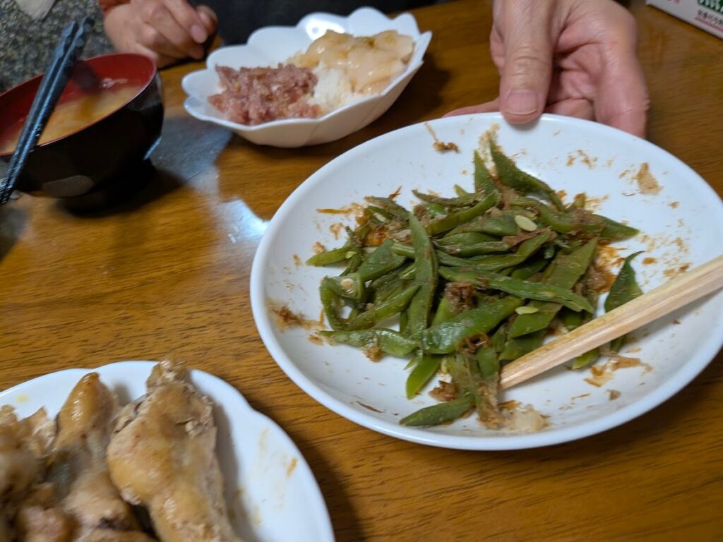 野菜のおかず。一口くらい